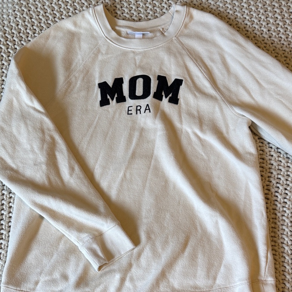 Cream Sweatshirt with Black 'MOM ERA' Print